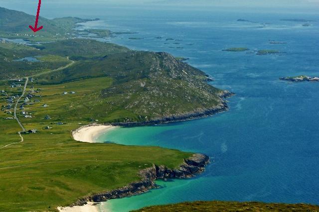 At the picture you'll see Northon and just at the distance Leverburgh! Lounge Kilda Leverburgh